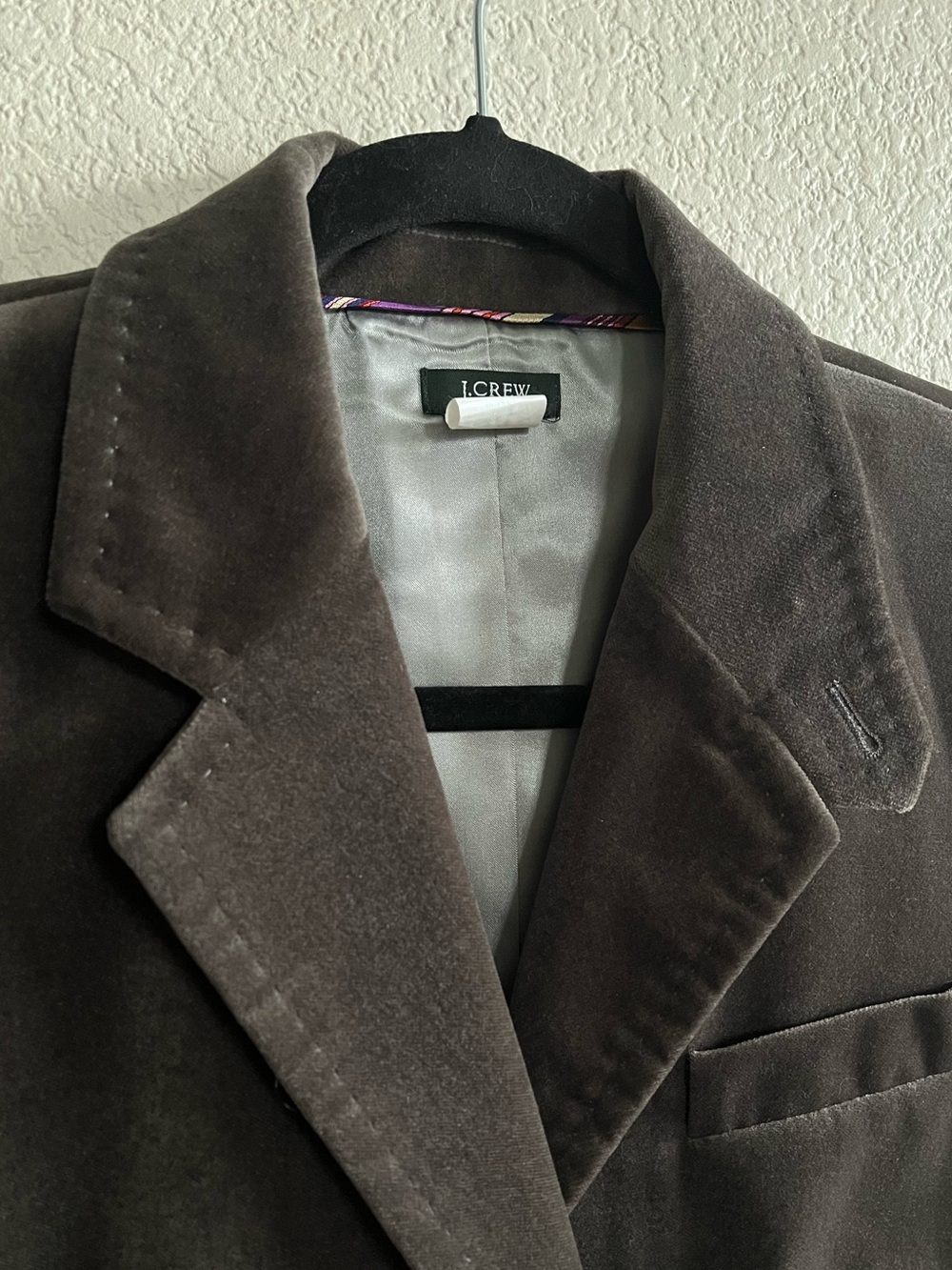 Velvet Single-Button Blazer - Picture 3 of 16